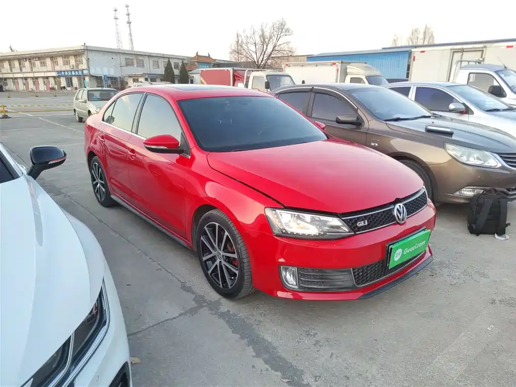 Volkswagen Sagitar 2013 2.0TSI GLI фото 20