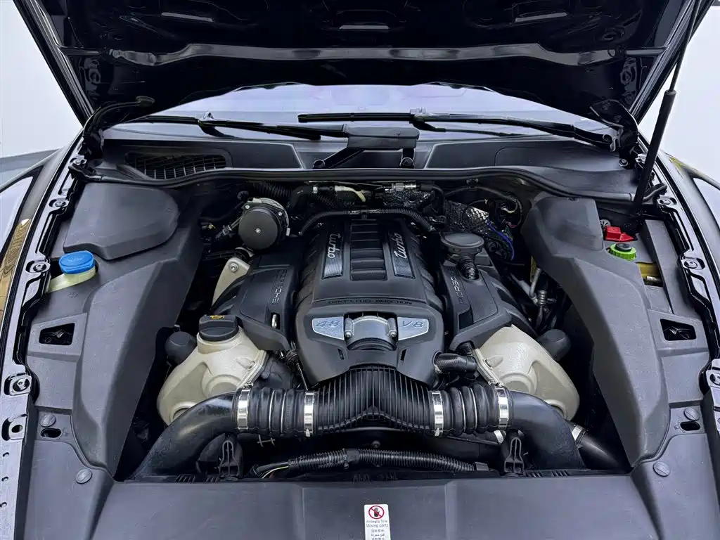 Porsche Cayenne 2011 Cayenne Turbo 4.8T фото 10