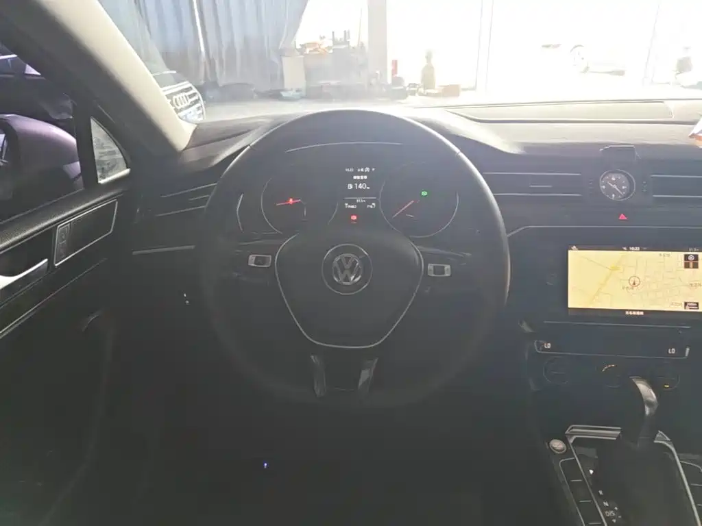 Photo 11 - Volkswagen Magotan
