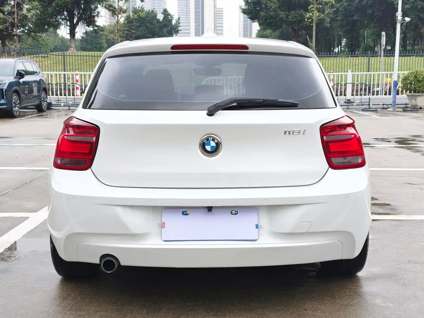BMW 1 Series (Import) 2013 Facelift 118i Leading Model фото 8