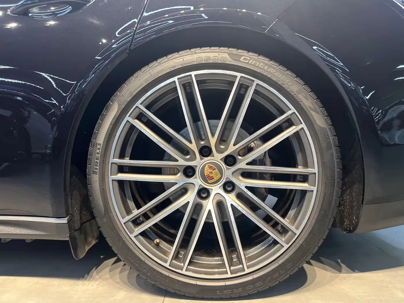 Porsche Panamera 2022 Panamera 4 Executive Long Wheelbase 2.9T фото 18