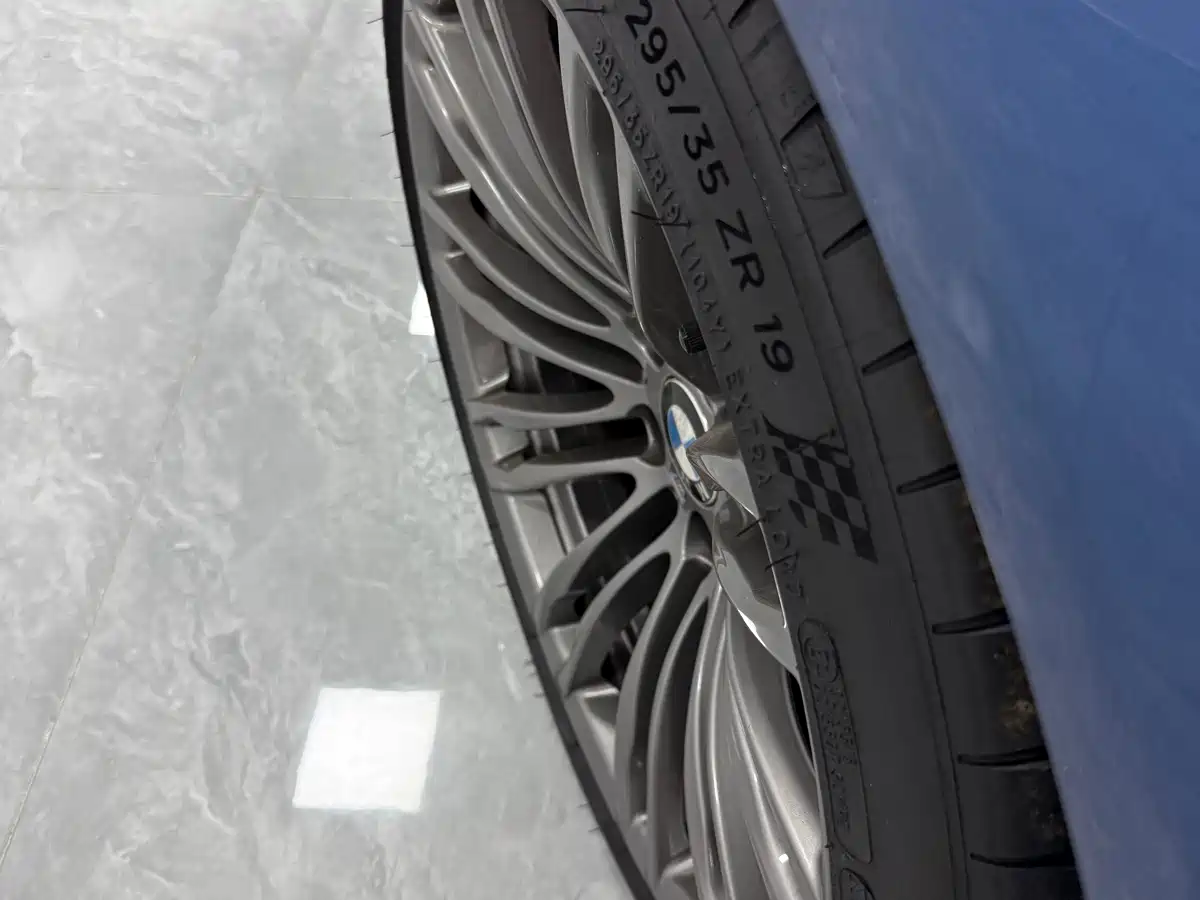 BMW M5 2012 2012 M5