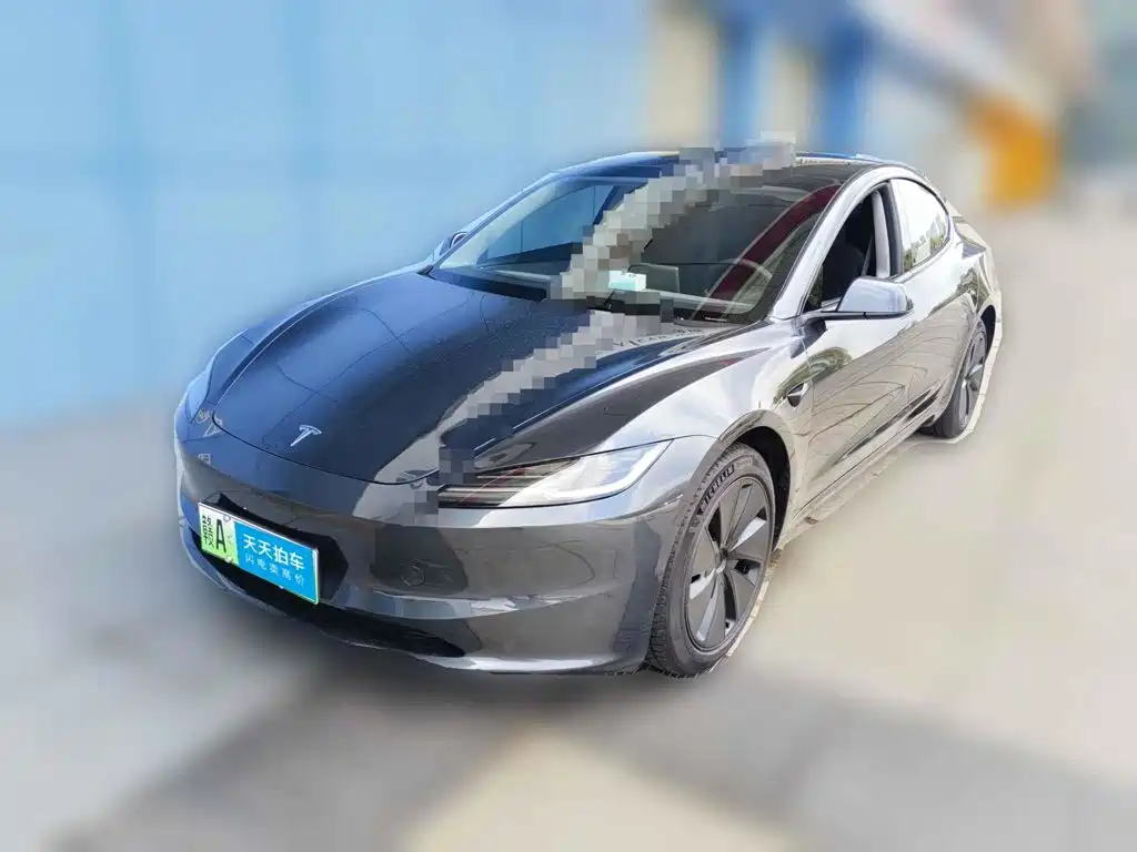 Tesla Model 3 2023