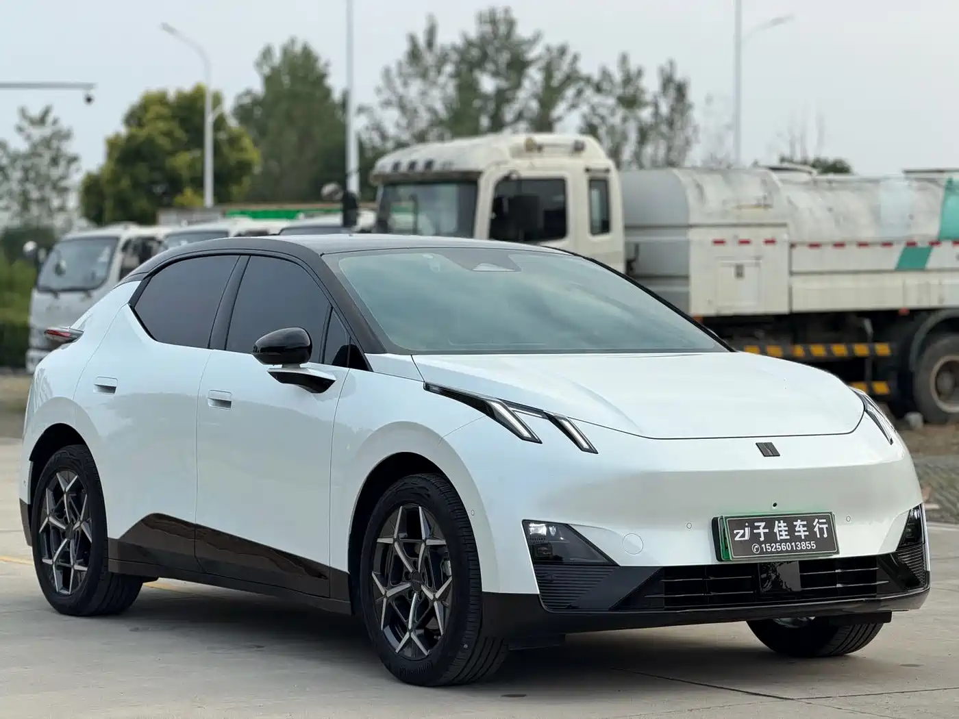 2025 Lynk & Co Z20