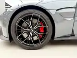 Фото 14 - Aston Martin Vantage