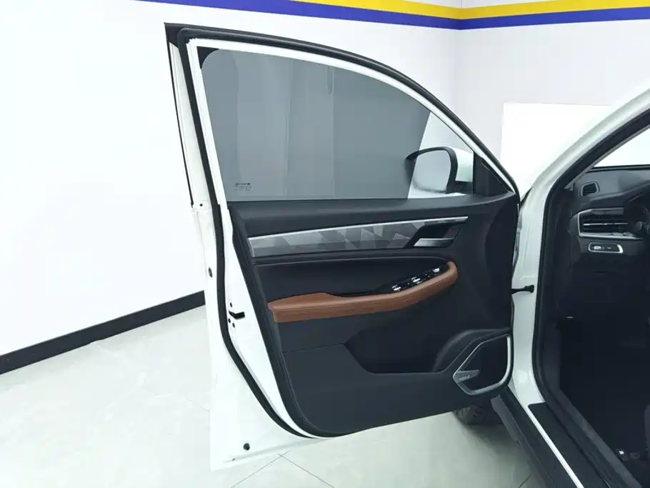 Geely Emgrand X6 2024 2021 Model PRO 1.4T Automatic Premium