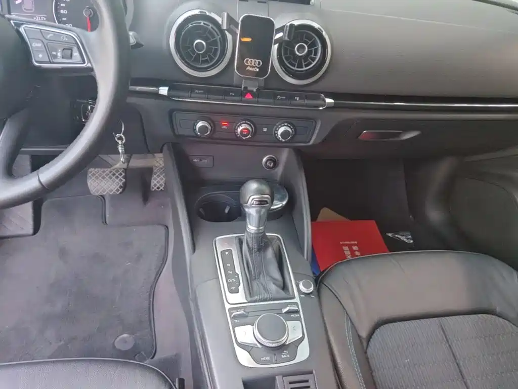 Фото 14 - Audi A3