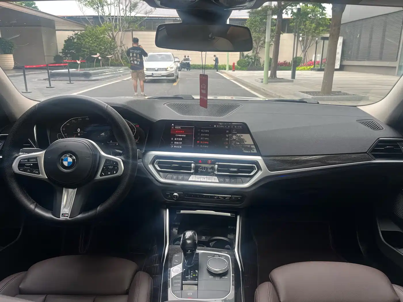 BMW 3 Series 2021 Facelift 325Li M Sport Package фото 28