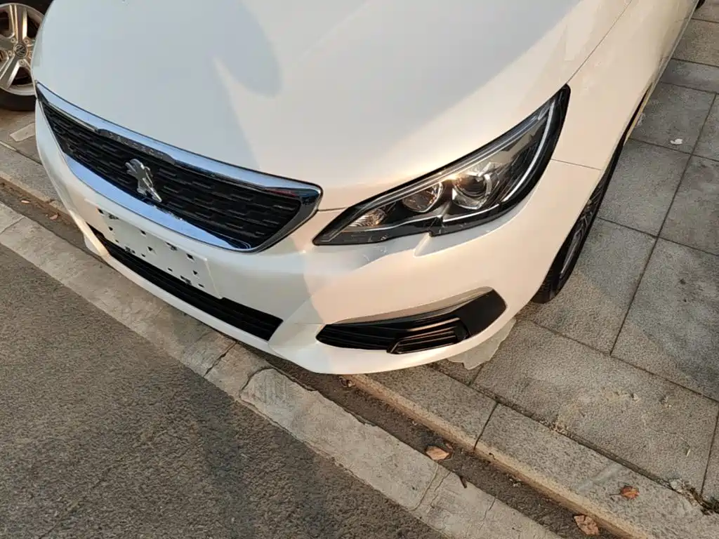 Peugeot 308 2018 2018 1.6L Auto Fashion Edition