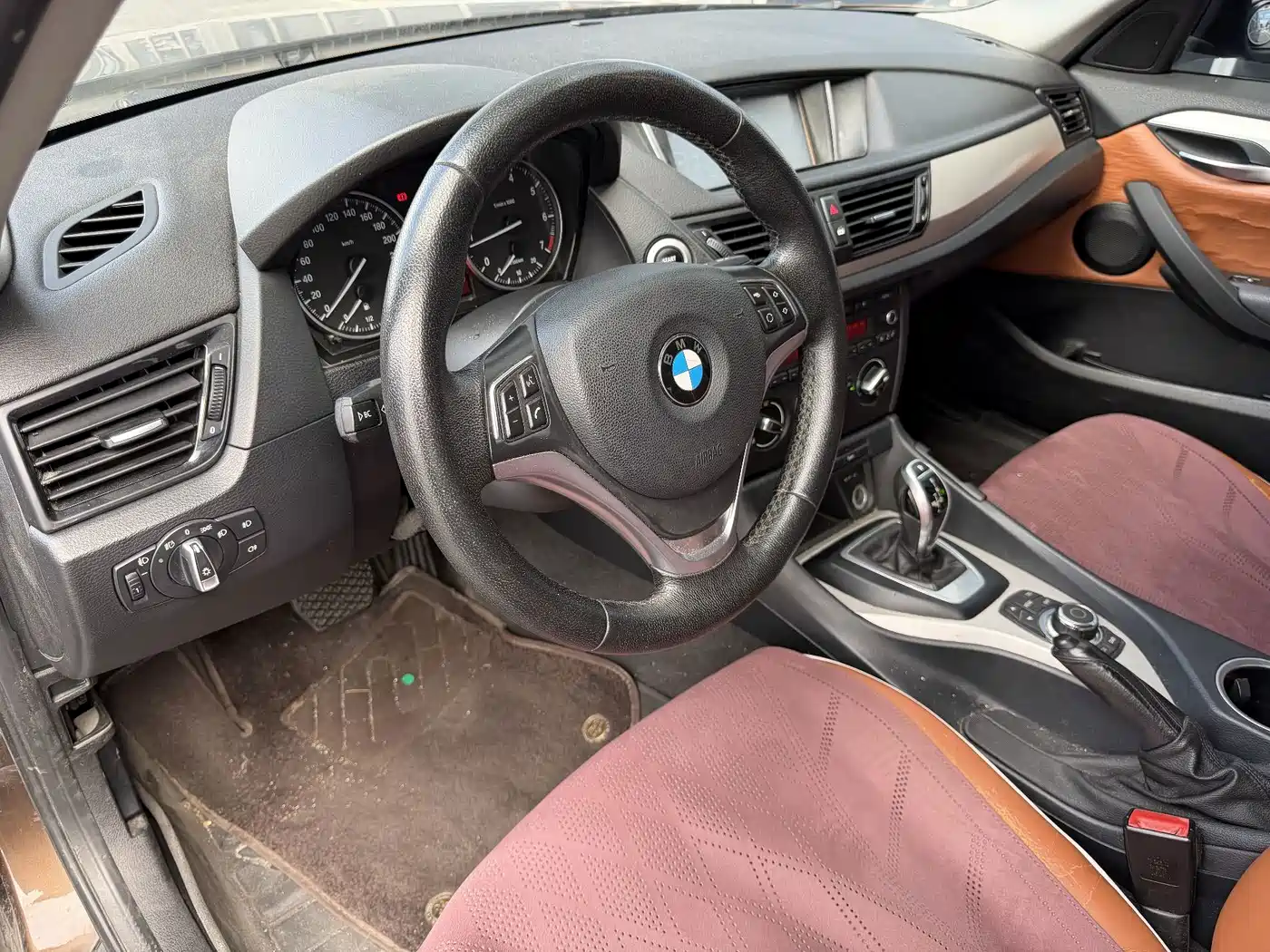 Фото 5 - BMW X1