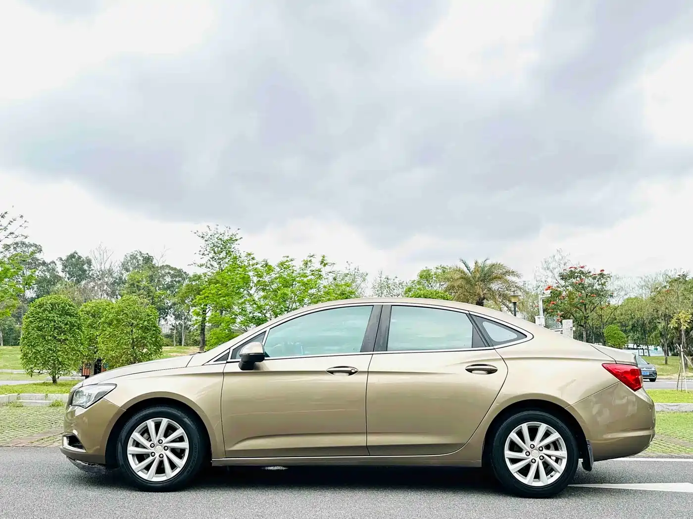 Фото 7 - Buick Verano