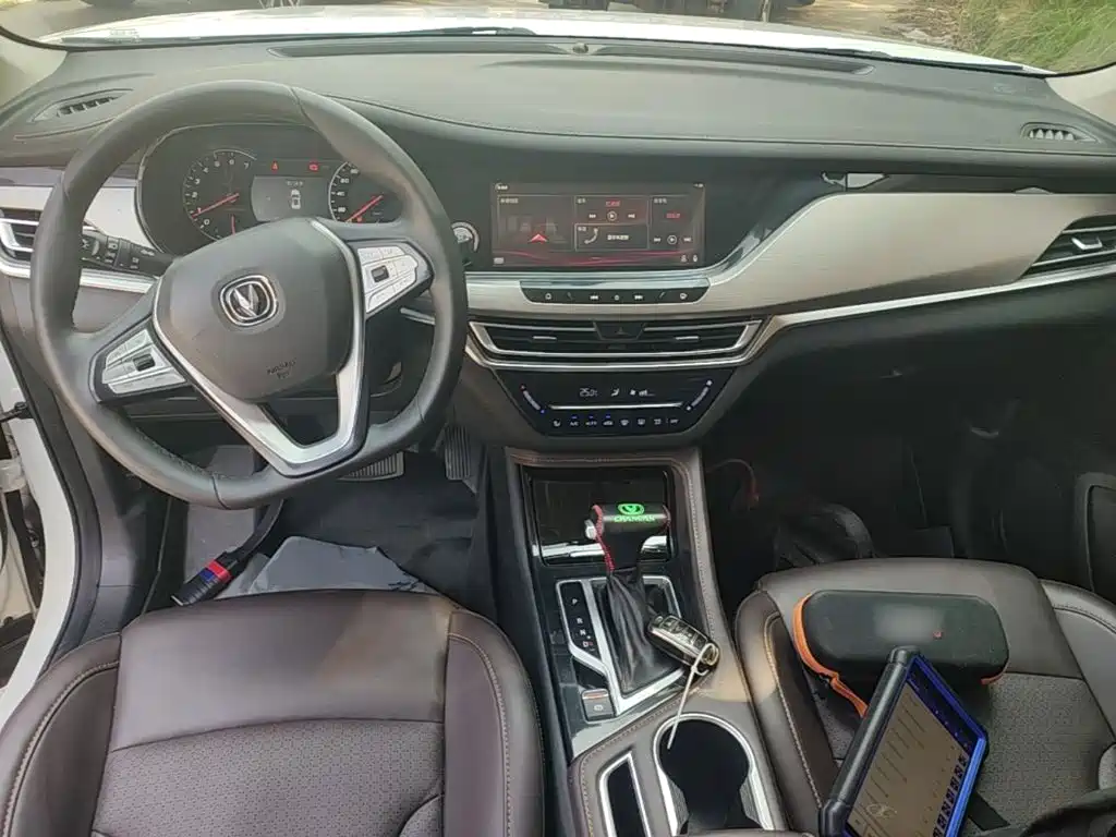 Фото 10 - Changan CS35 PLUS