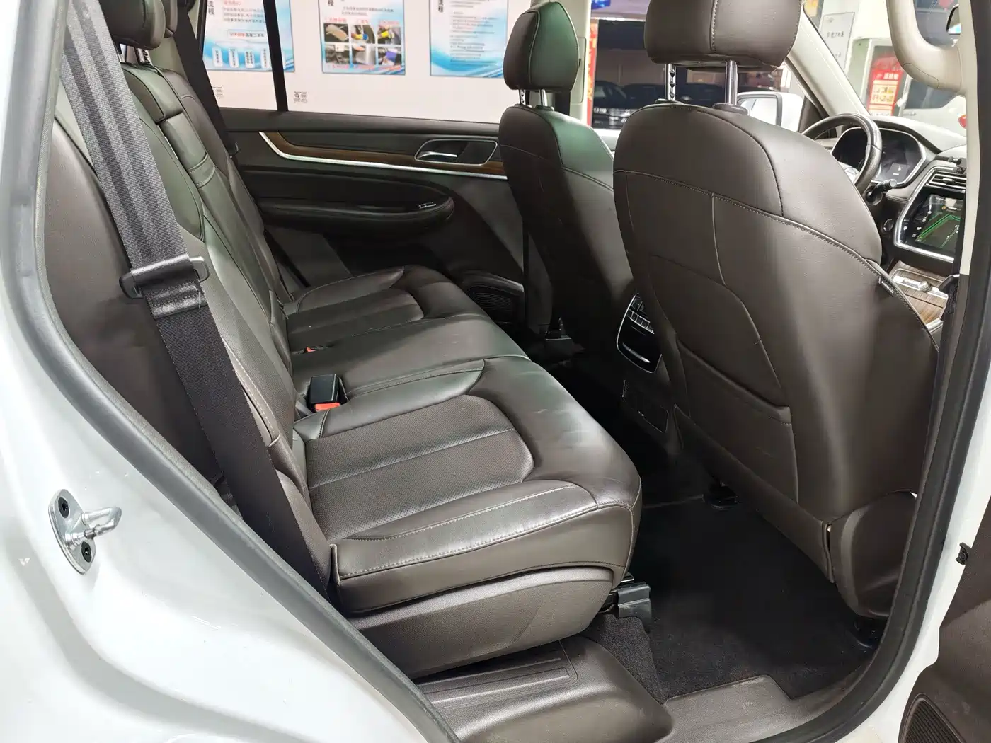 Roewe RX8 2018 2018 30T Intelligent Internet 4WD Supreme Edition