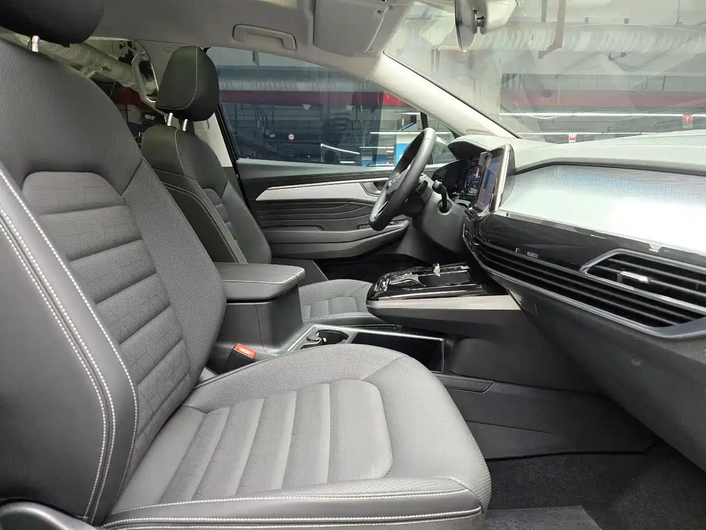 Volkswagen Talagon 2024 380TSI 4WD Premium Comfort Pro Edition 6-Seater фото 8