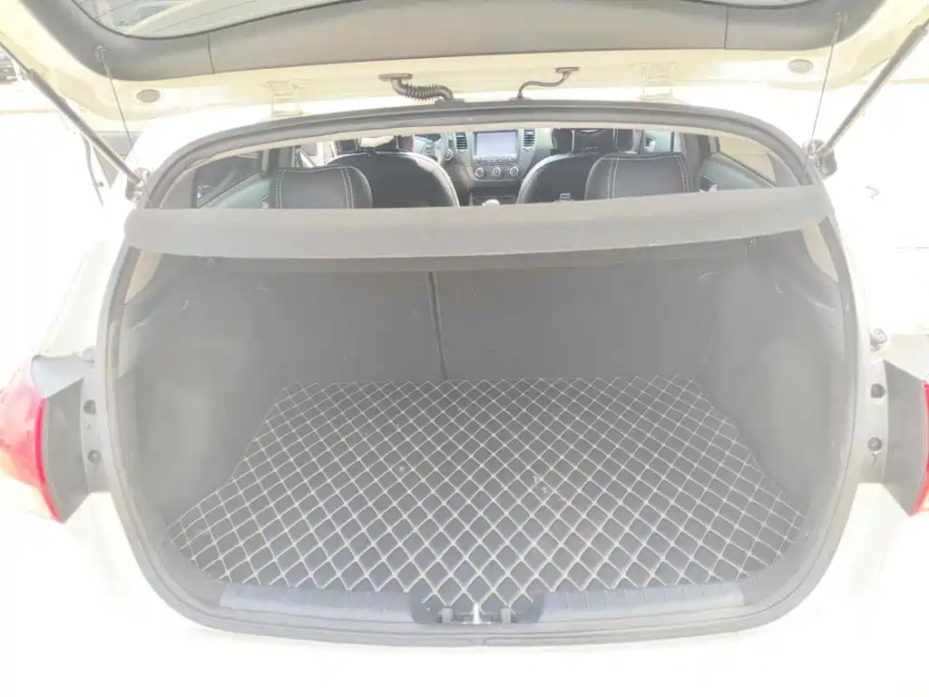 Kia K3S 2015 2014 1.6L Automatic GLS
