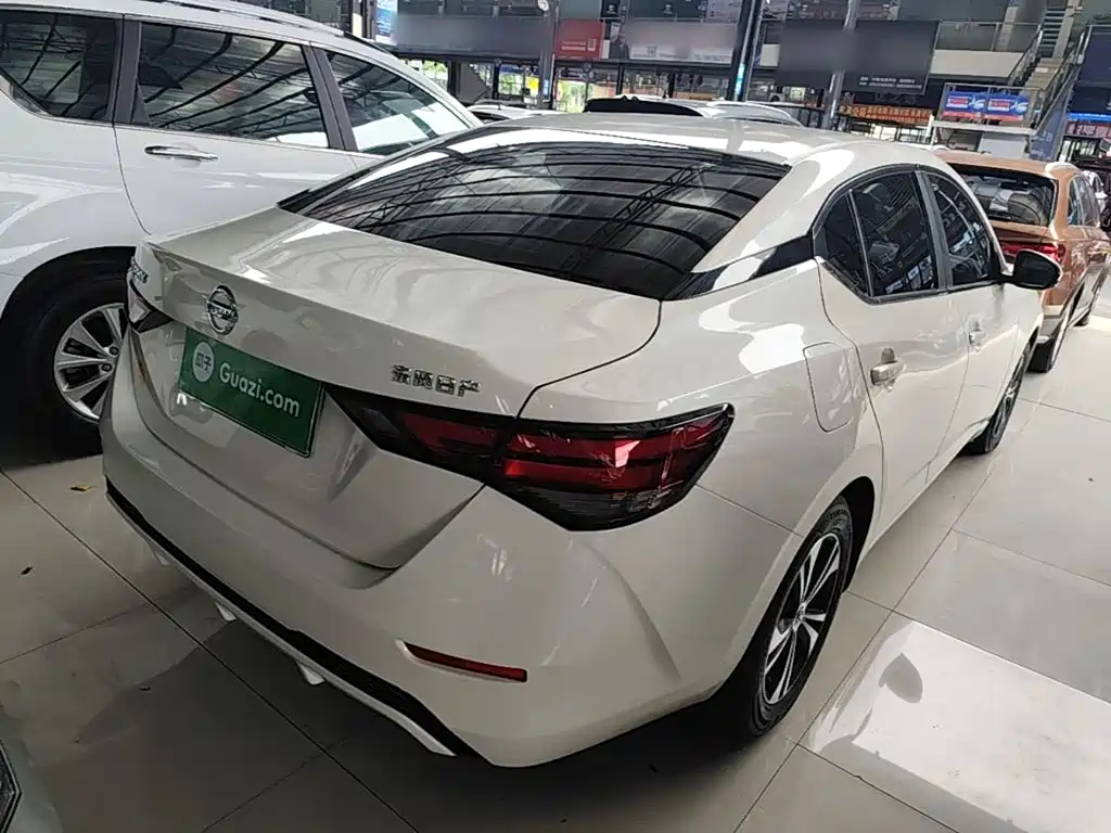 Nissan SYLPHY, миниатюра 7