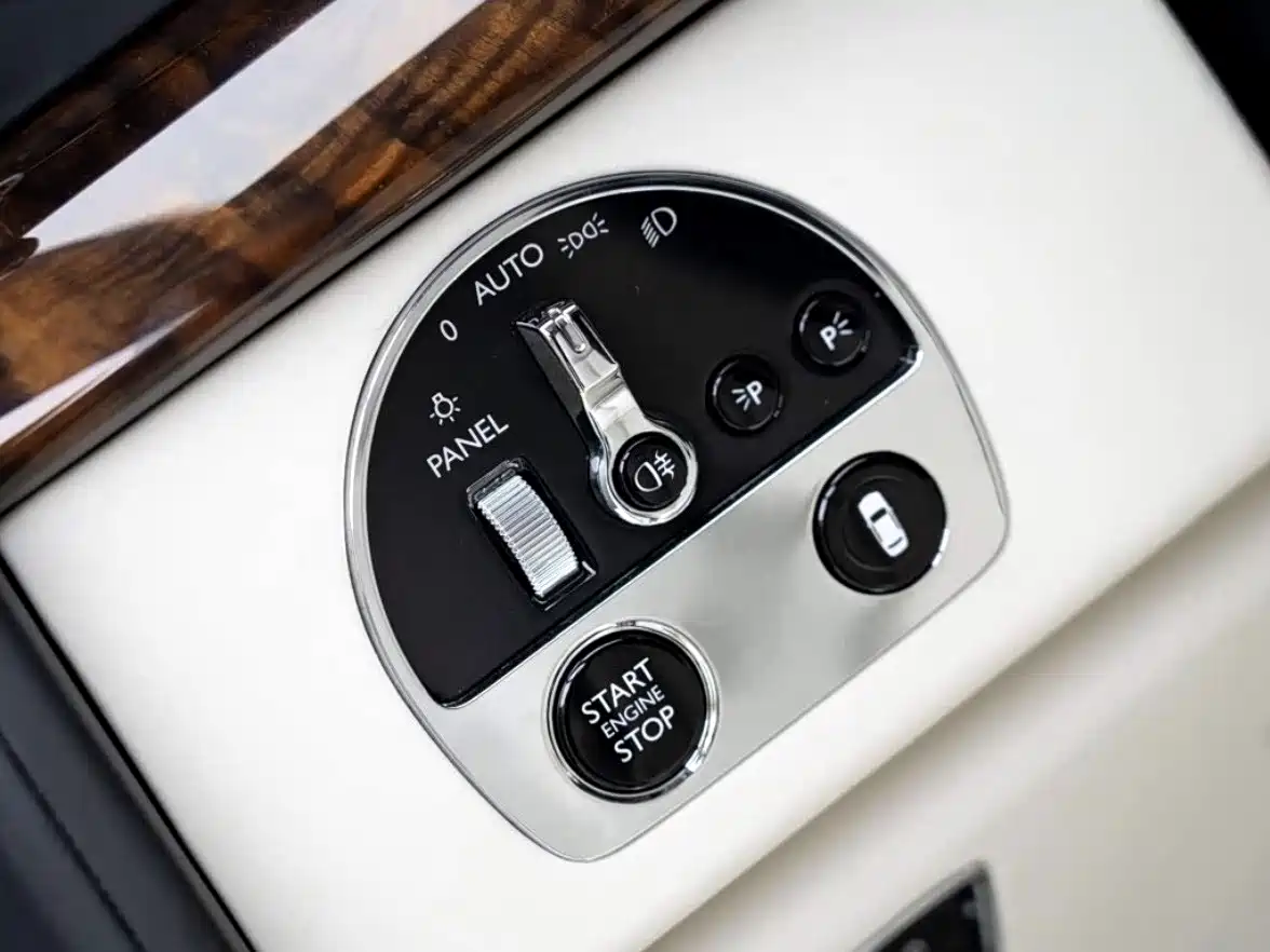 Rolls-Royce Phantom 2018 2018 6.7T Long Wheelbase Version