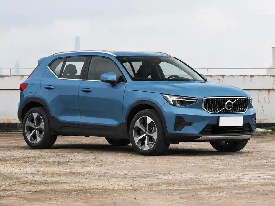 2024 Volvo XC40