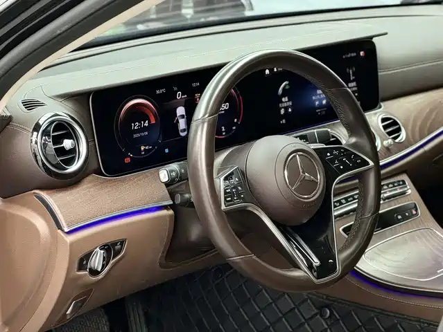 Mercedes-Benz E-Class 2021 E 300 L Luxury — фото 5