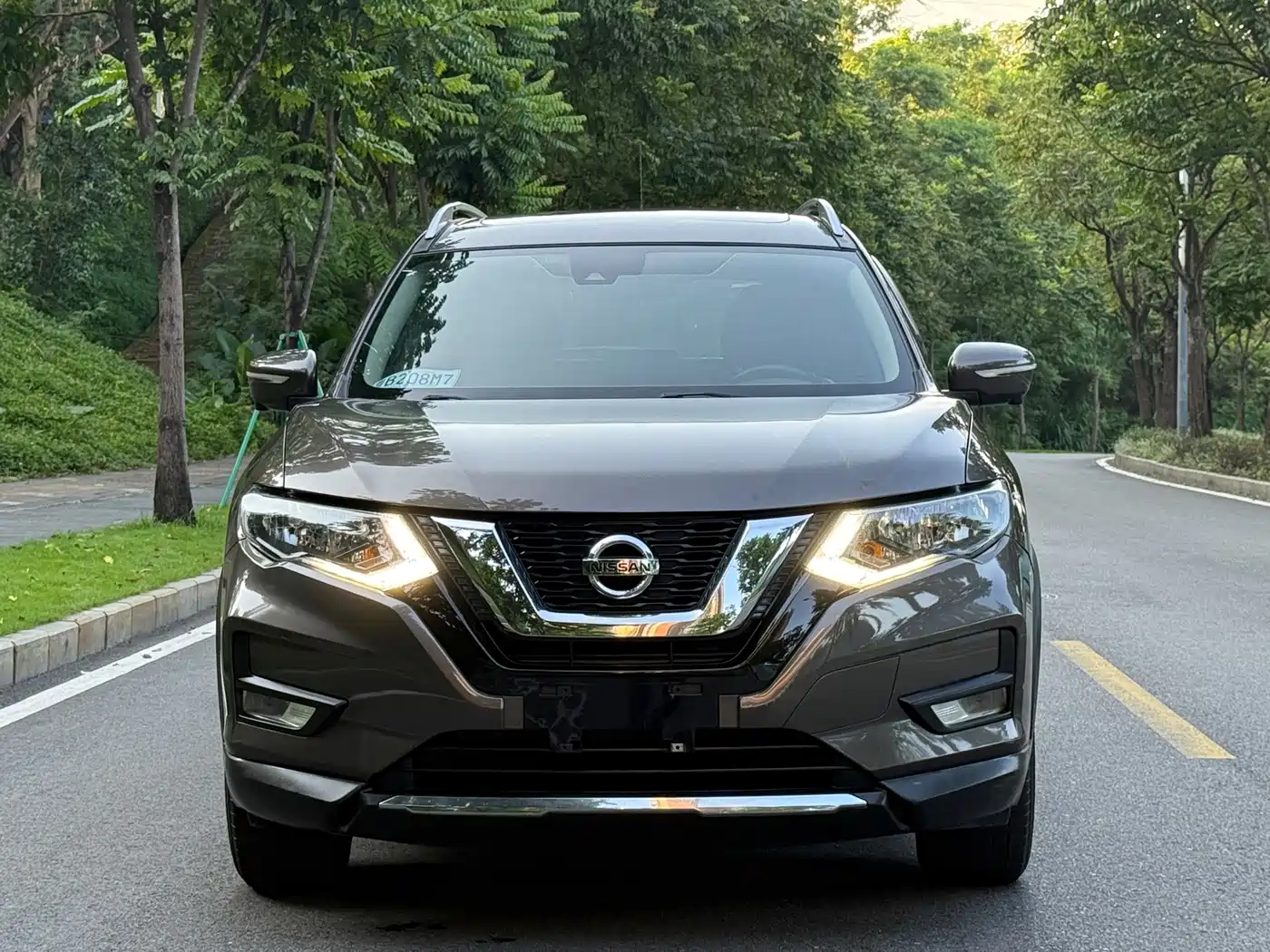 Photo 2 - Nissan X-Trail