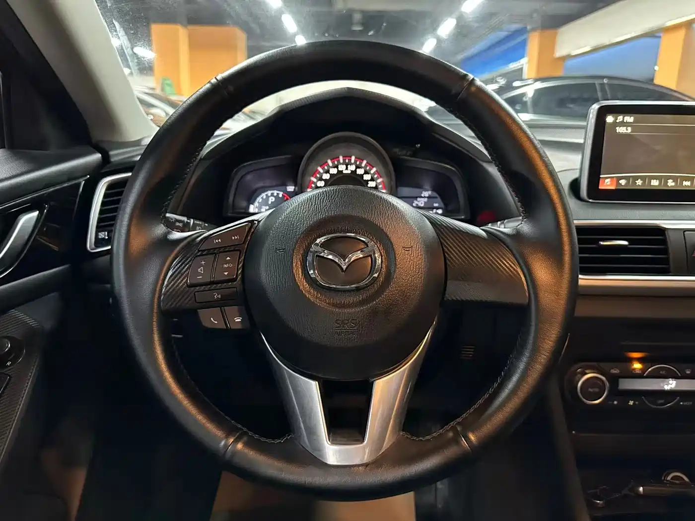 Фото 10 - Mazda Mazda 3