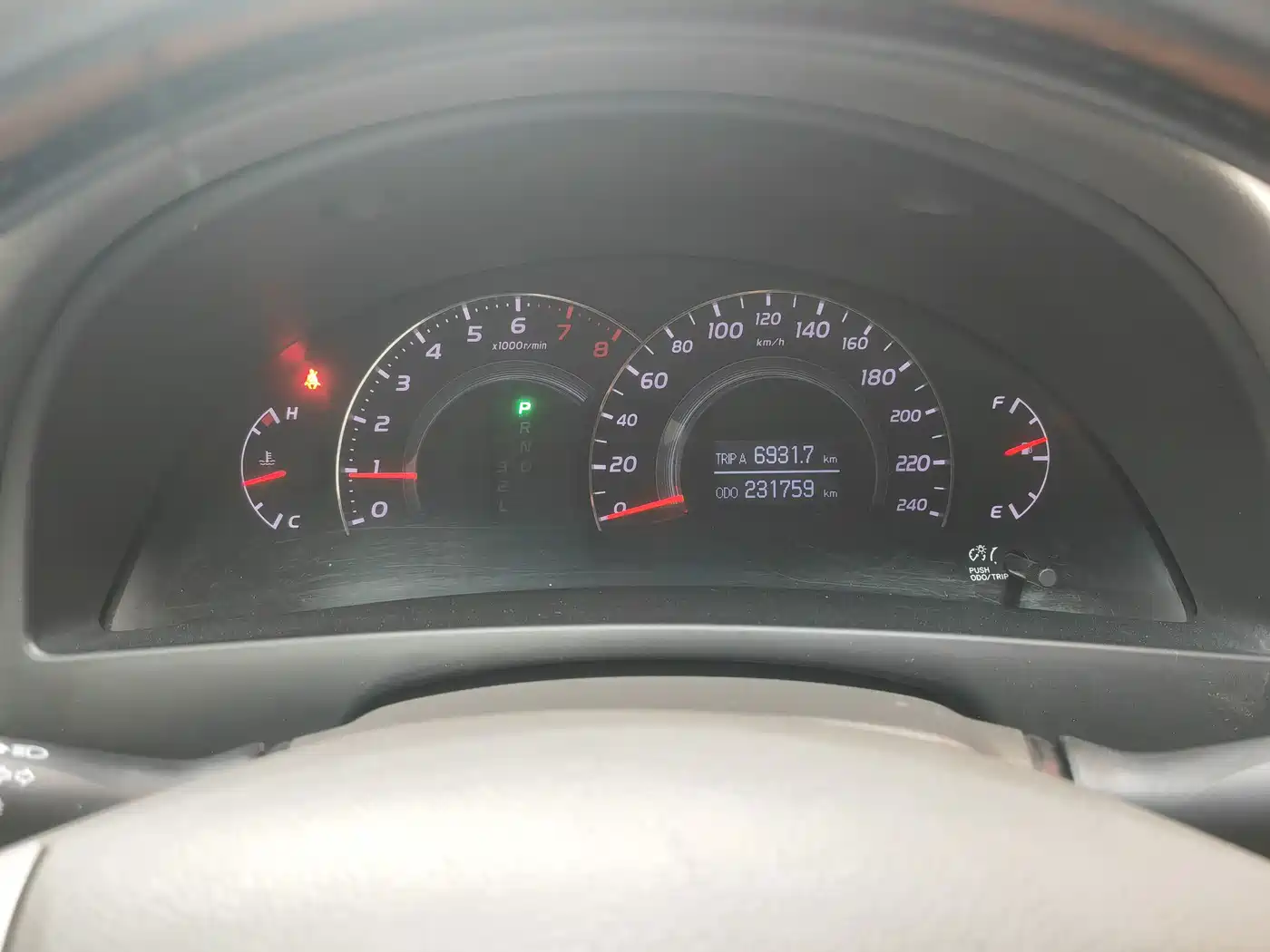 Фото 10 - Toyota Camry