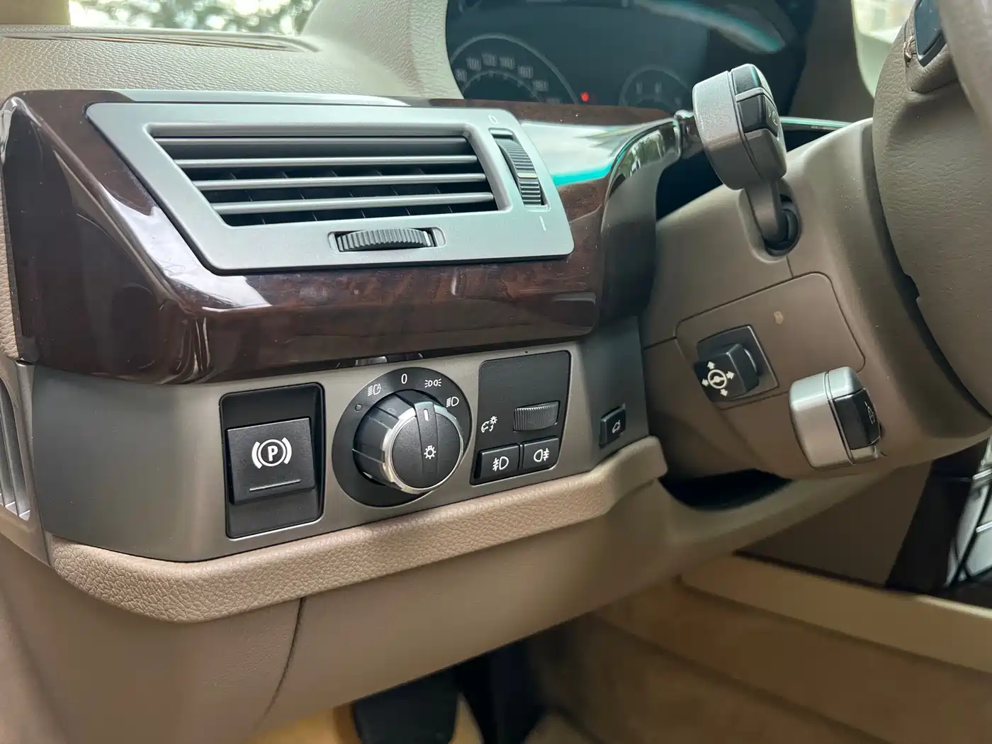 BMW 7 Series 2005 Model 730Li фото 20