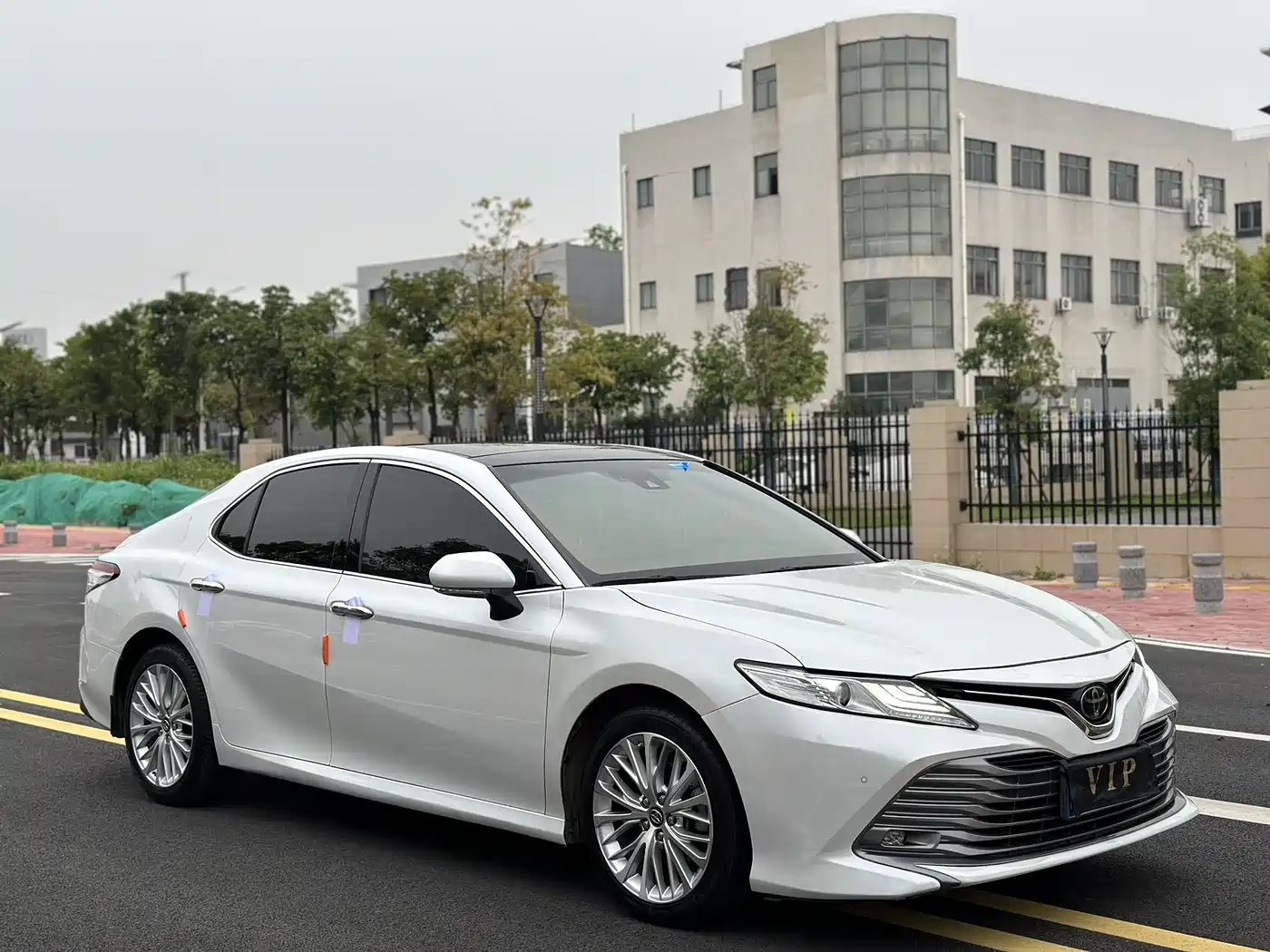 Toyota Camry 2019 2.5G Luxury Edition China VI фото 3