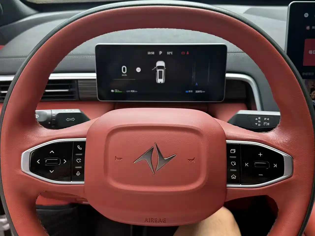 Dongfeng Yipai eπ008 2025 2024 636Max Pure Electric 6-Seater
