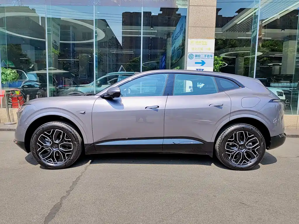 2026 Avatr 07