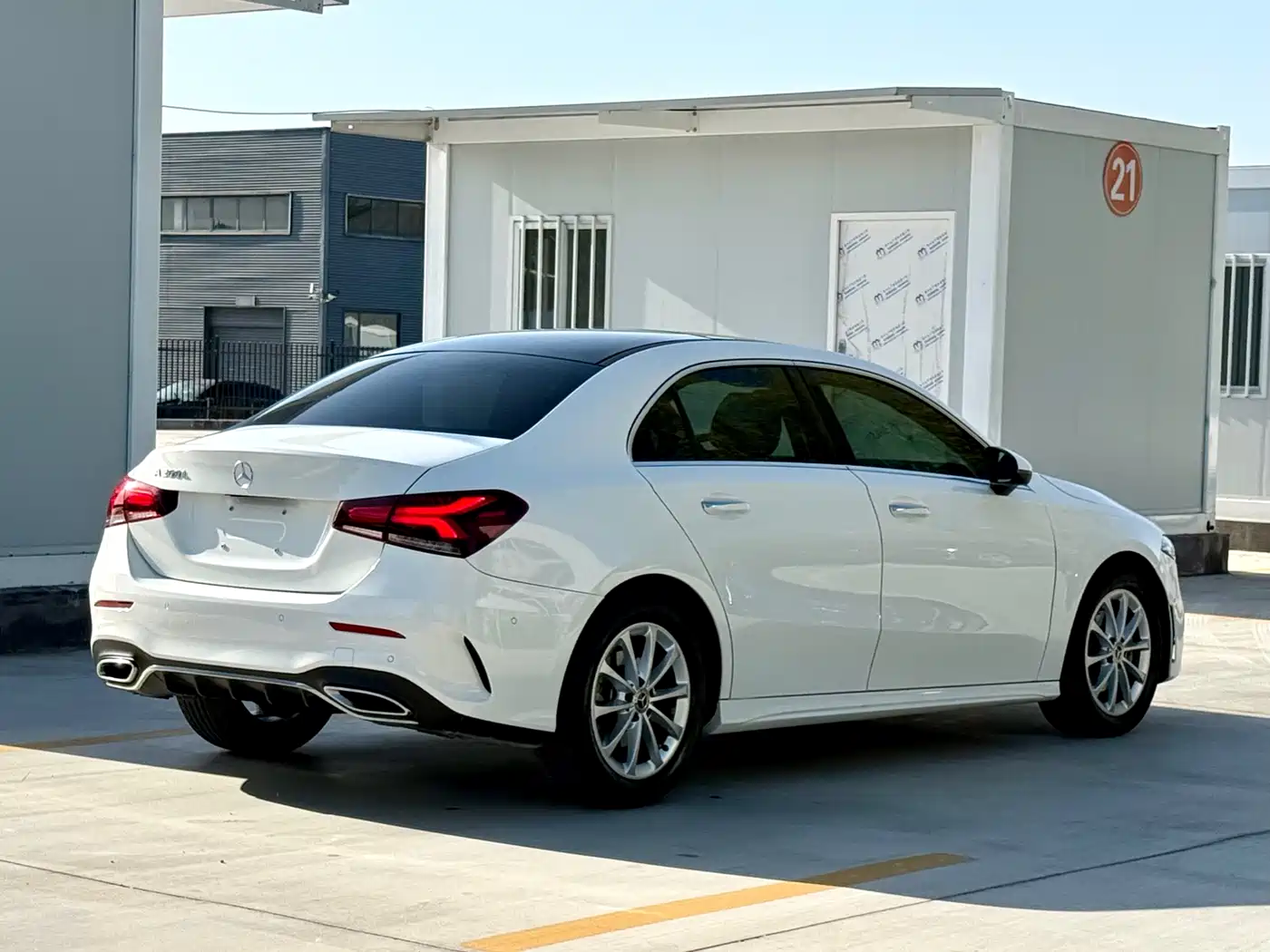 Mercedes-Benz A-Class 2022 A 200 L Sport Sedan Dynamic фото 5
