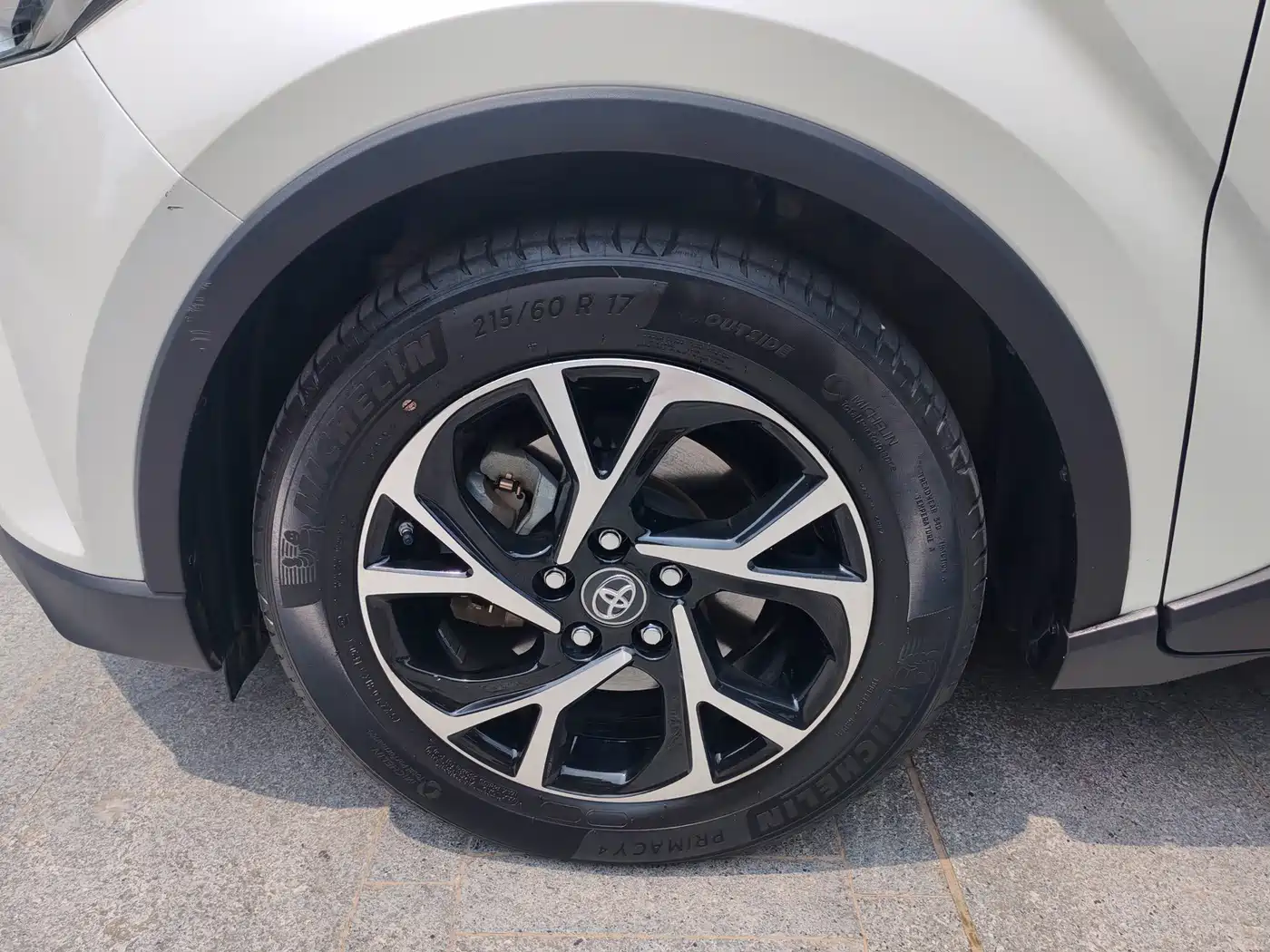 Toyota C-HR 2021 2020 Model 2.0L Leading