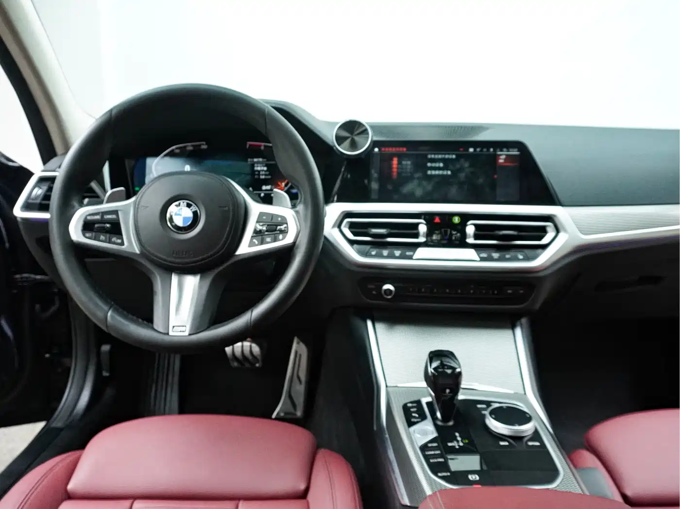 Photo 16 - BMW 3 Series