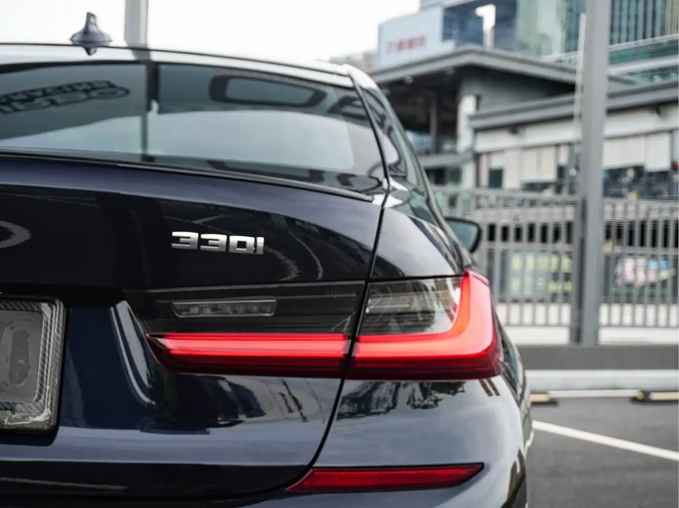 Photo 8 - BMW 3 Series