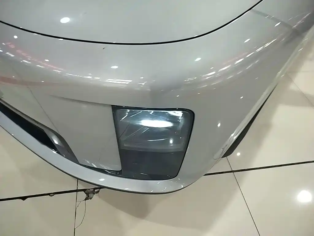Li Auto Li i8 2025 2025 Standard Edition