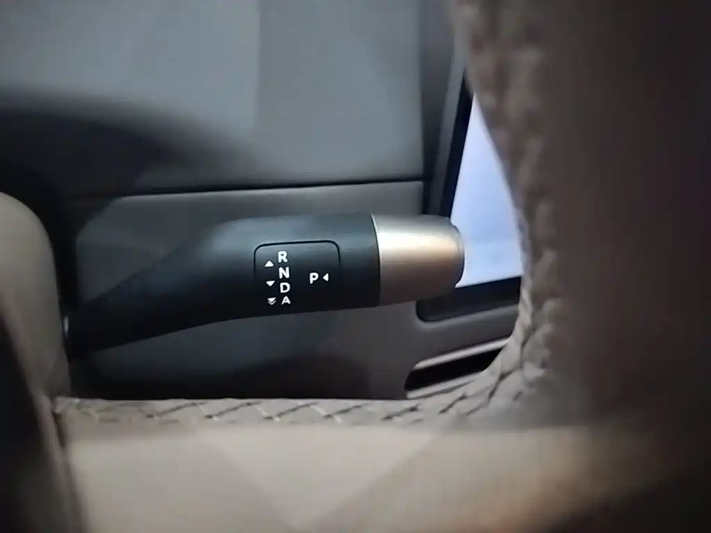 Li Auto Li i8 2025 2025 Standard Edition