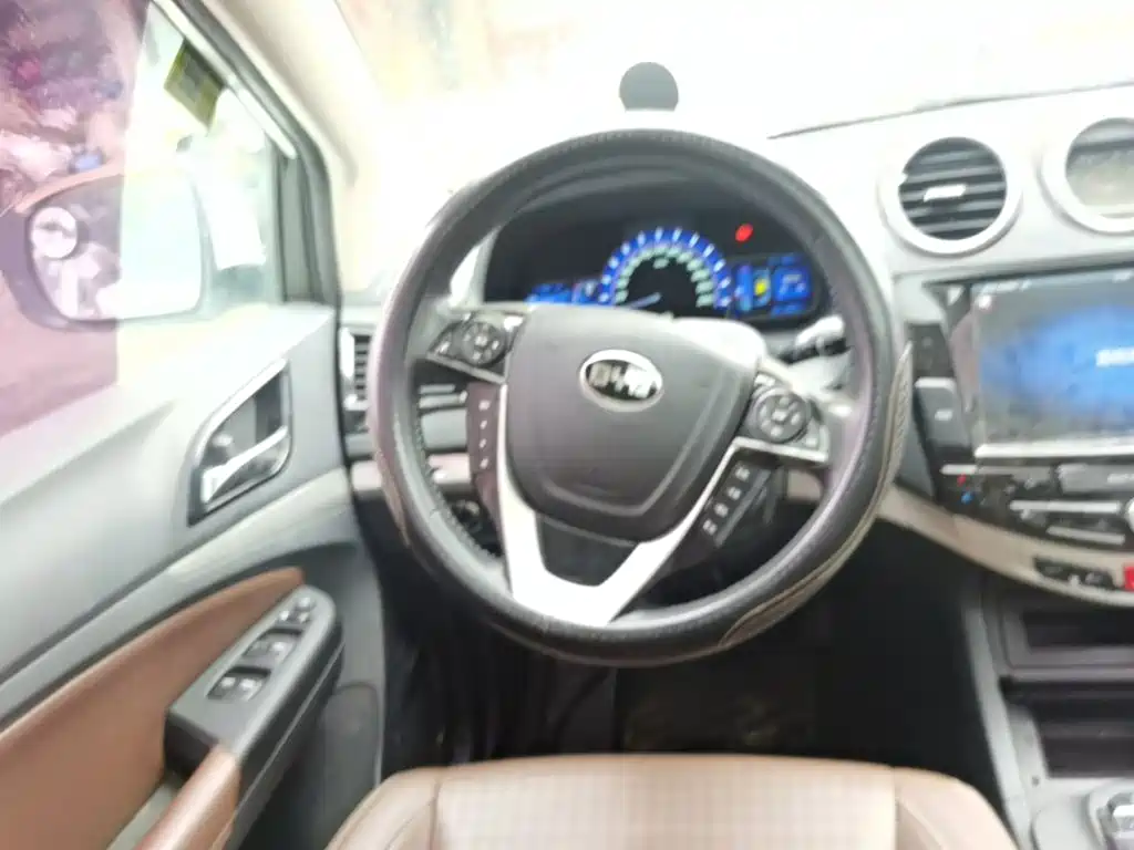 BYD S7 2016 2016 1.5T Manual Premium Model