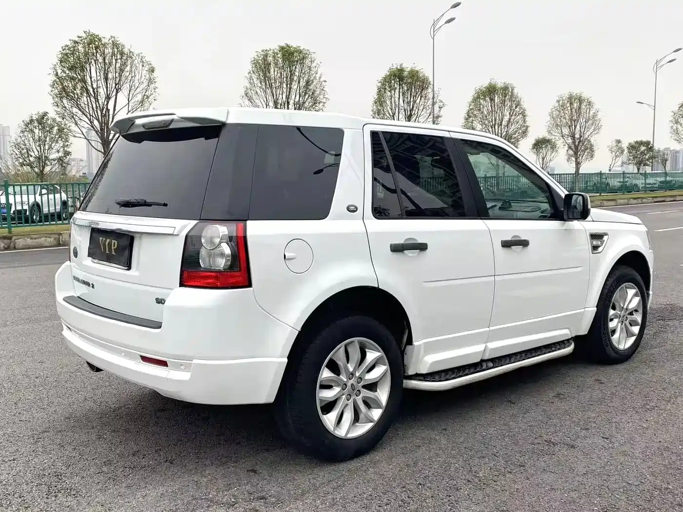 Фото 5 - Land Rover Freelander 2