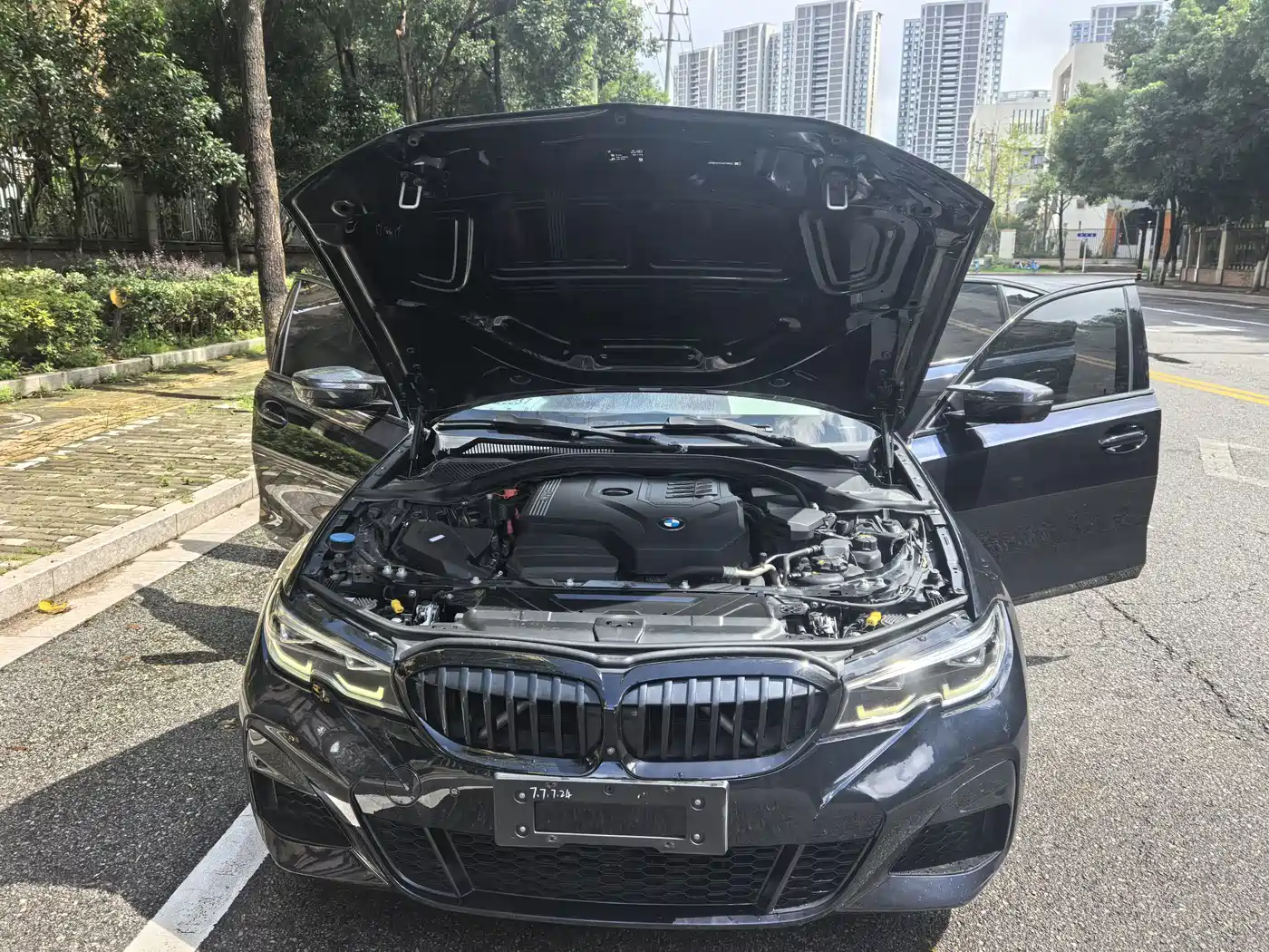 Фото 10 - BMW 3 Series