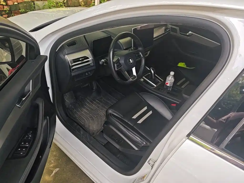 BYD Qin Pro 2019 2019 Super Edition 1.5TI Auto Smart Connection Prestige China V