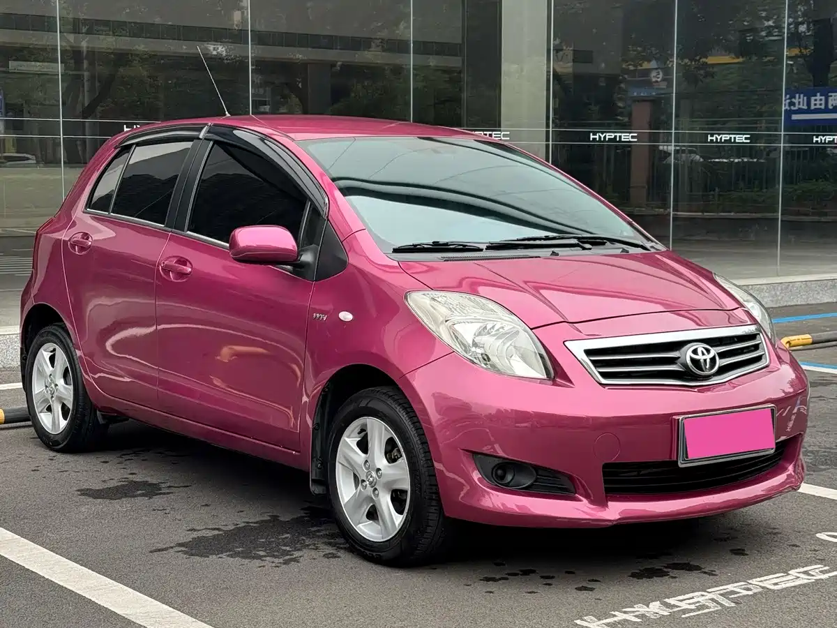 Toyota Yaris 2012 2011 1.6E Auto Charm Edition