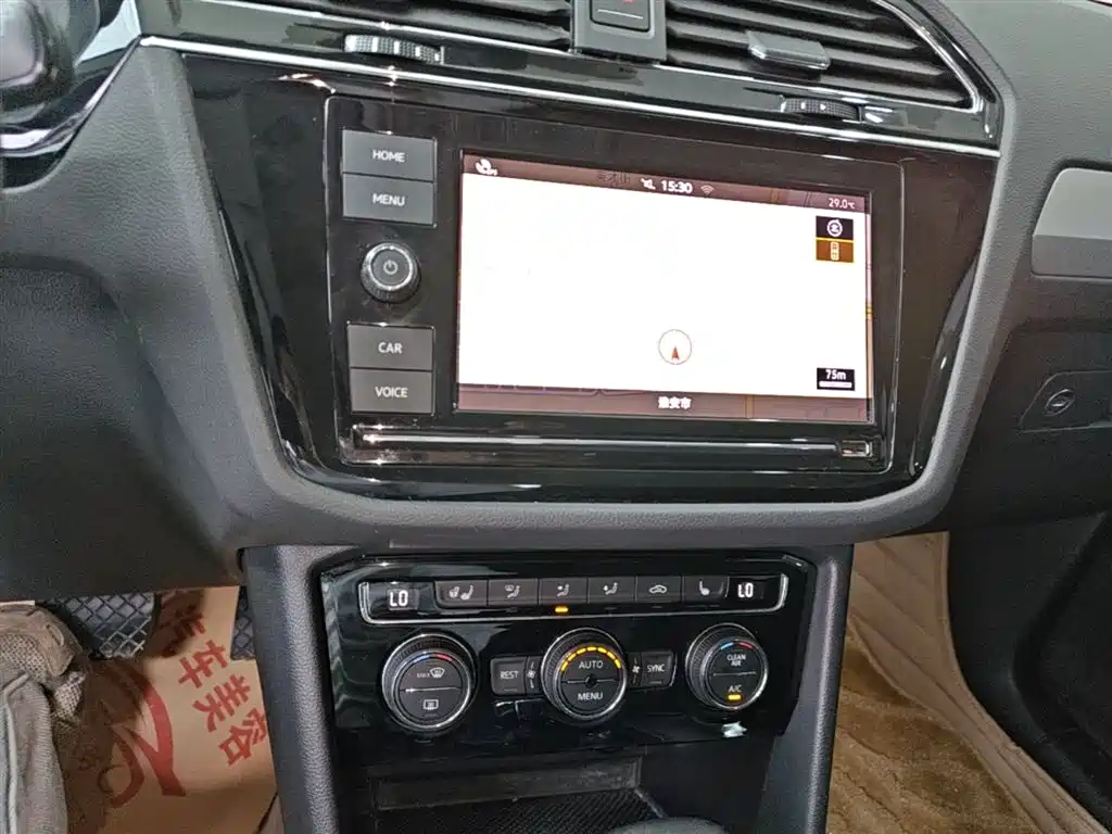 Volkswagen Tiguan L 2019 330TSI Auto 2WD Smart Luxury Edition China V фото 9