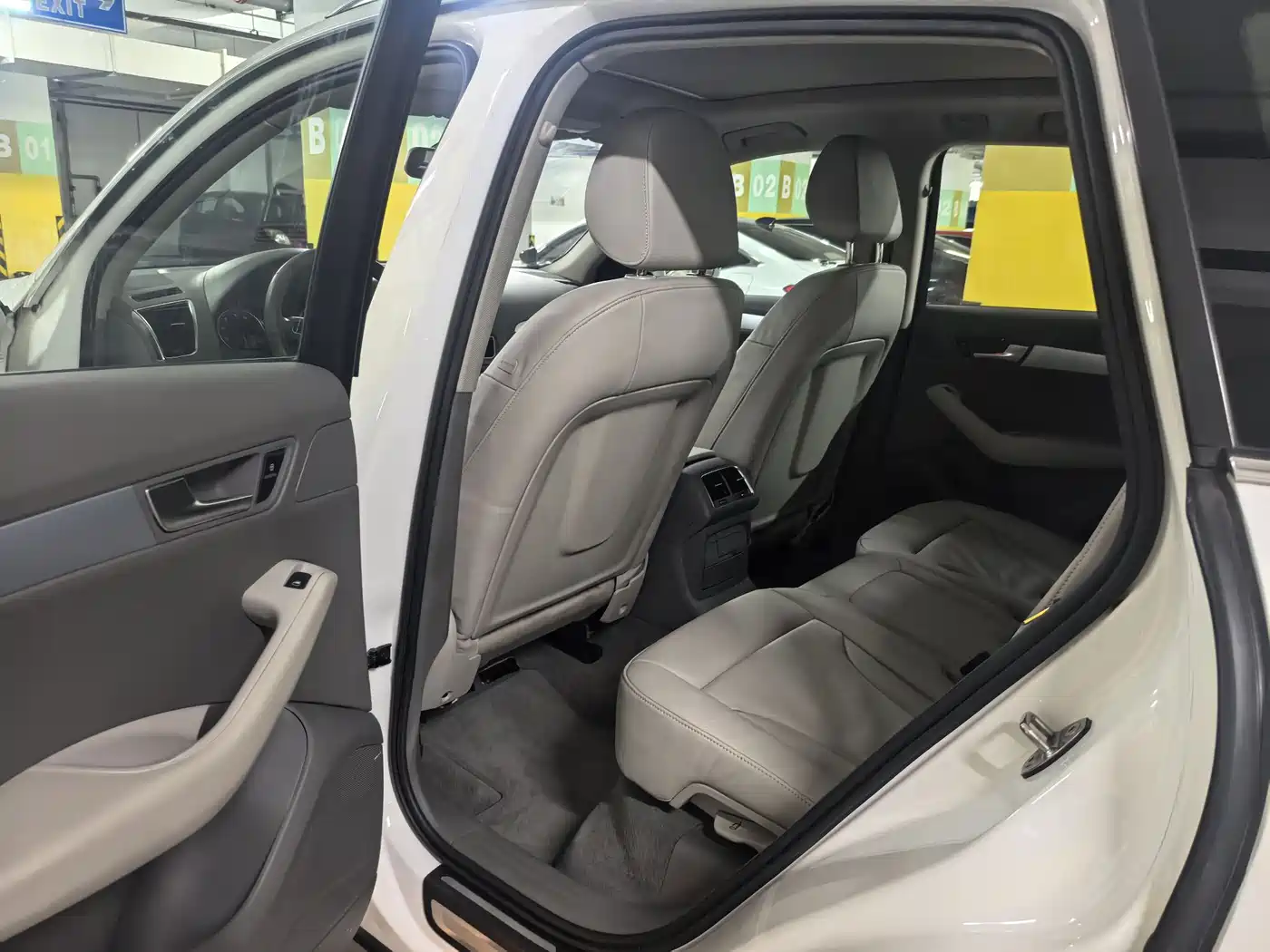 Audi Q5 2012 2.0TFSI Dynamic фото 17
