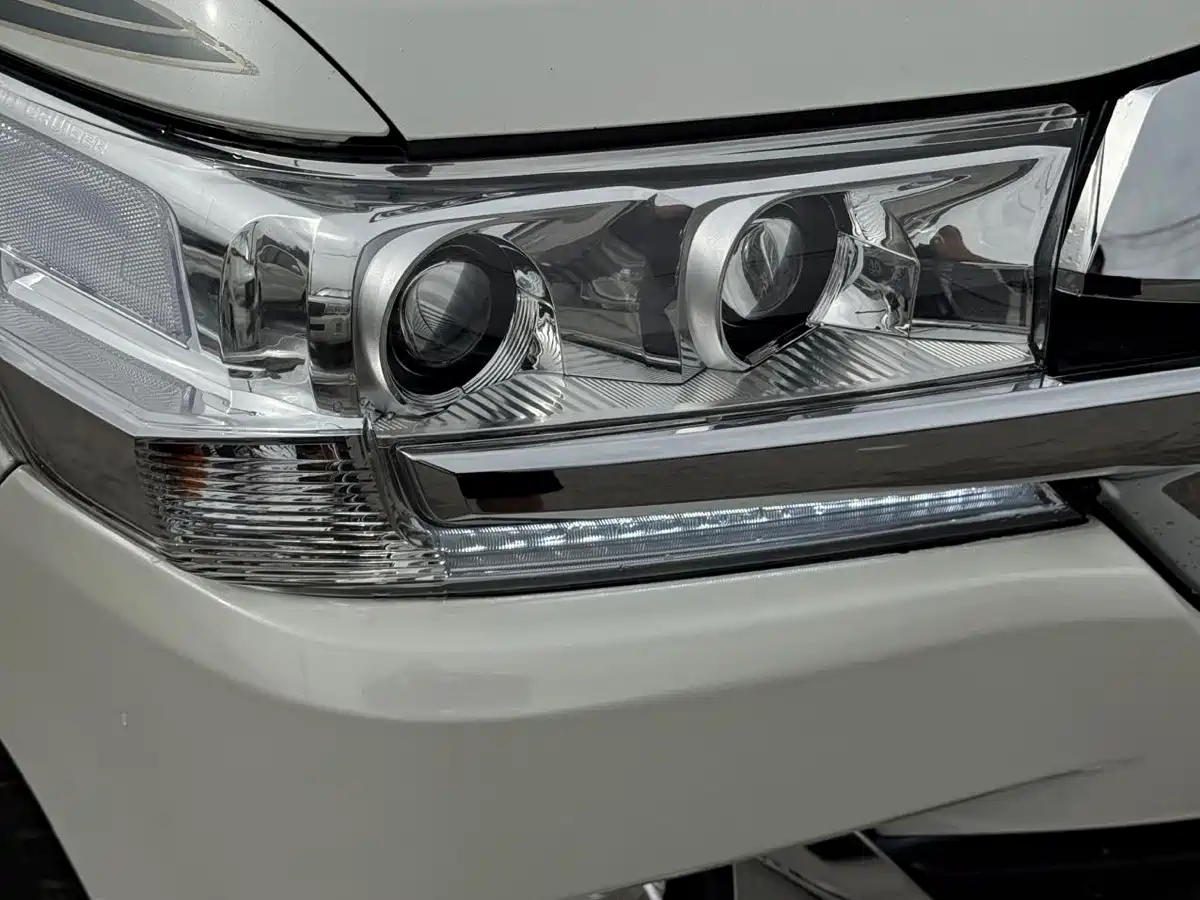 Фото 14 - Toyota Land Cruiser (Import)