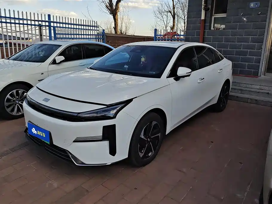 GEELY GALAXY GALAXY L6