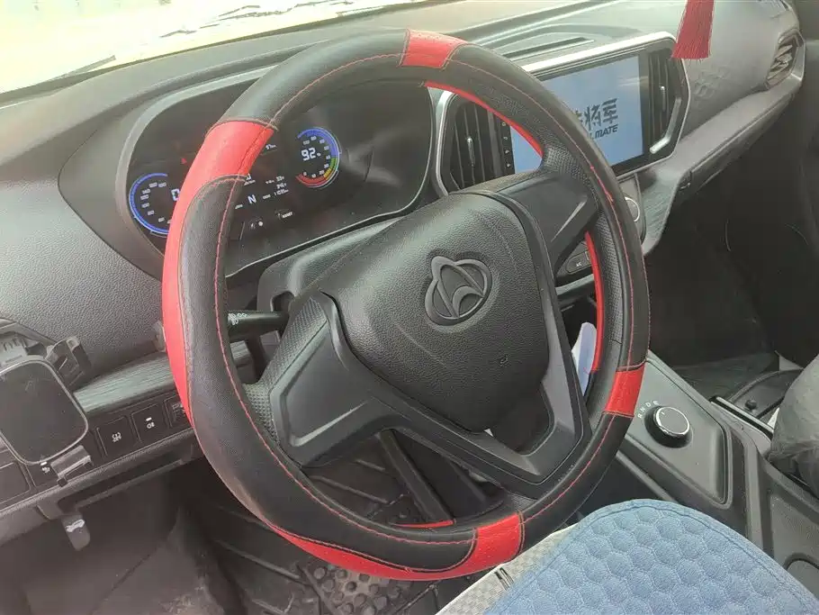 CHANGAN CHANGAN RUIXING EM60