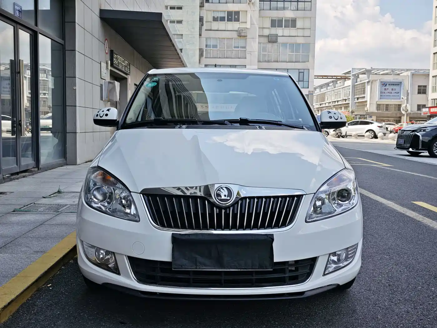 Škoda Fabia 2013 2014 1.6L Automatic Crystal Enjoy Edition
