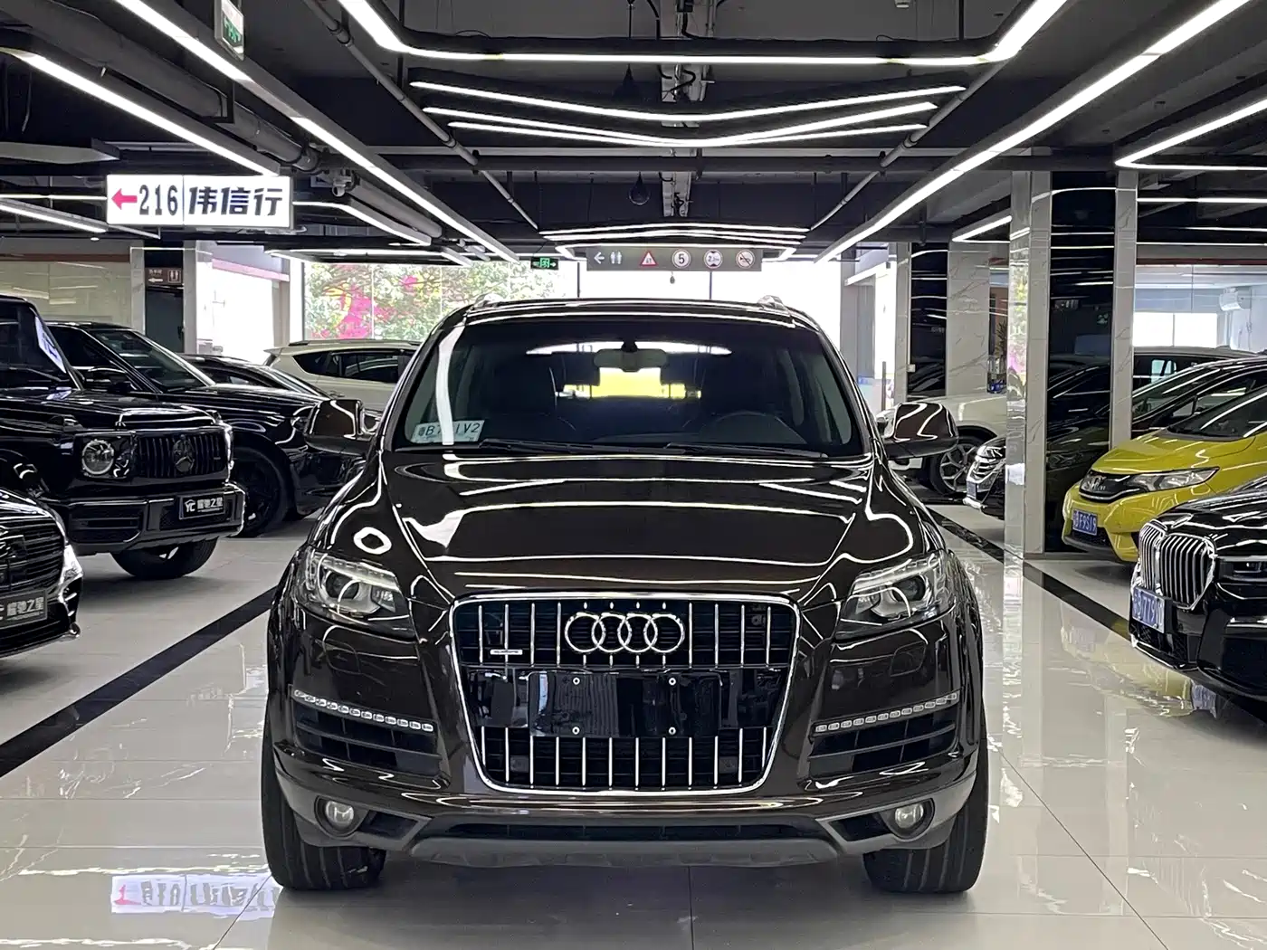 Фото 2 - Audi Q7