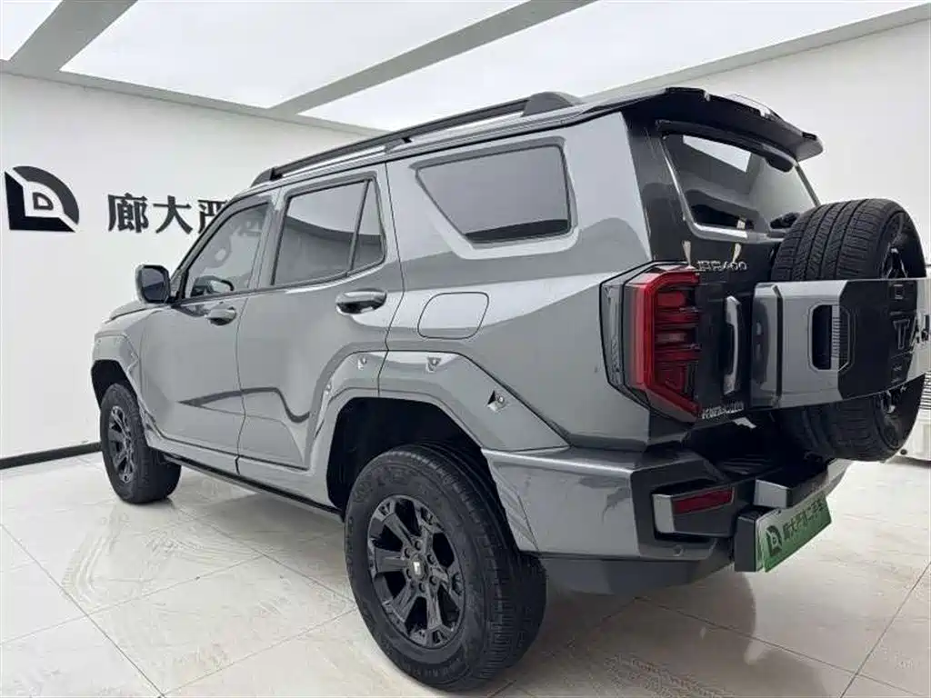 TANK TANK 400 NEW ENERGY