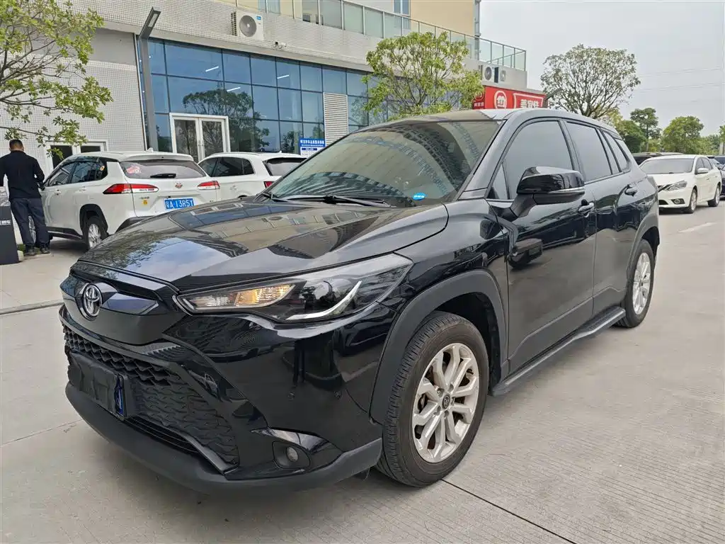 Toyota Frontlander 2025 2024 2.0L CVT Elite Plus Edition